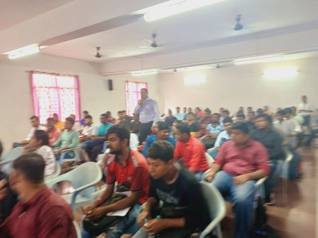 College students participating in a hands-on AI and Machine Learning workshop at St. Mary’s Technical Campus Kolkata