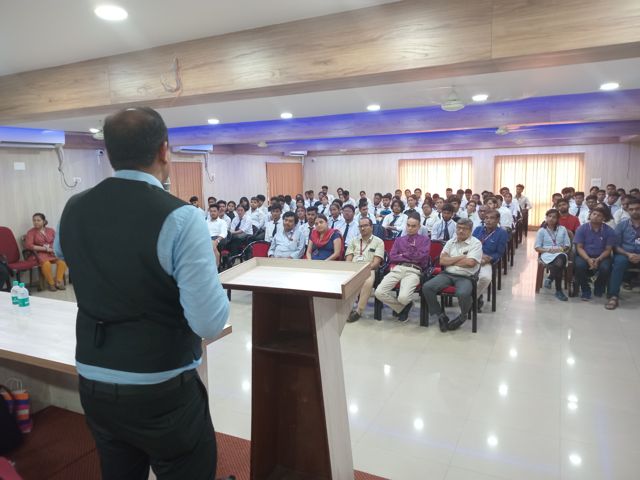 Students attending an industry-focused technology session during the DAITM internship programme